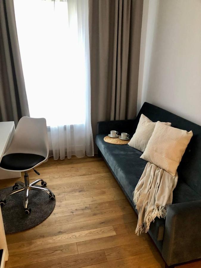 Apartaments Airport Okecie Premium Warschau Exterior foto